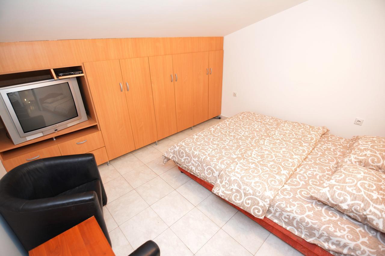Apartments Jovana Petrovac Kültér fotó