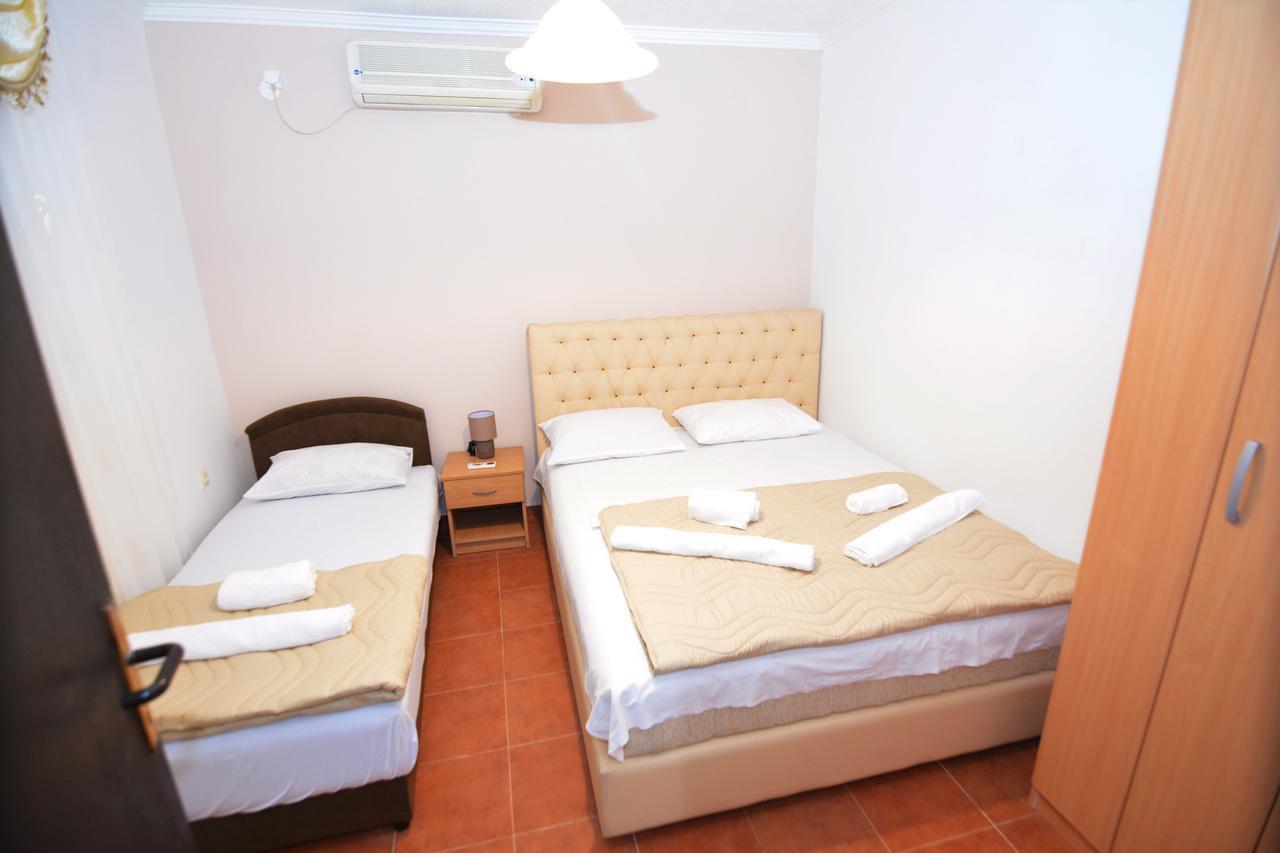 Apartments Jovana Petrovac Kültér fotó