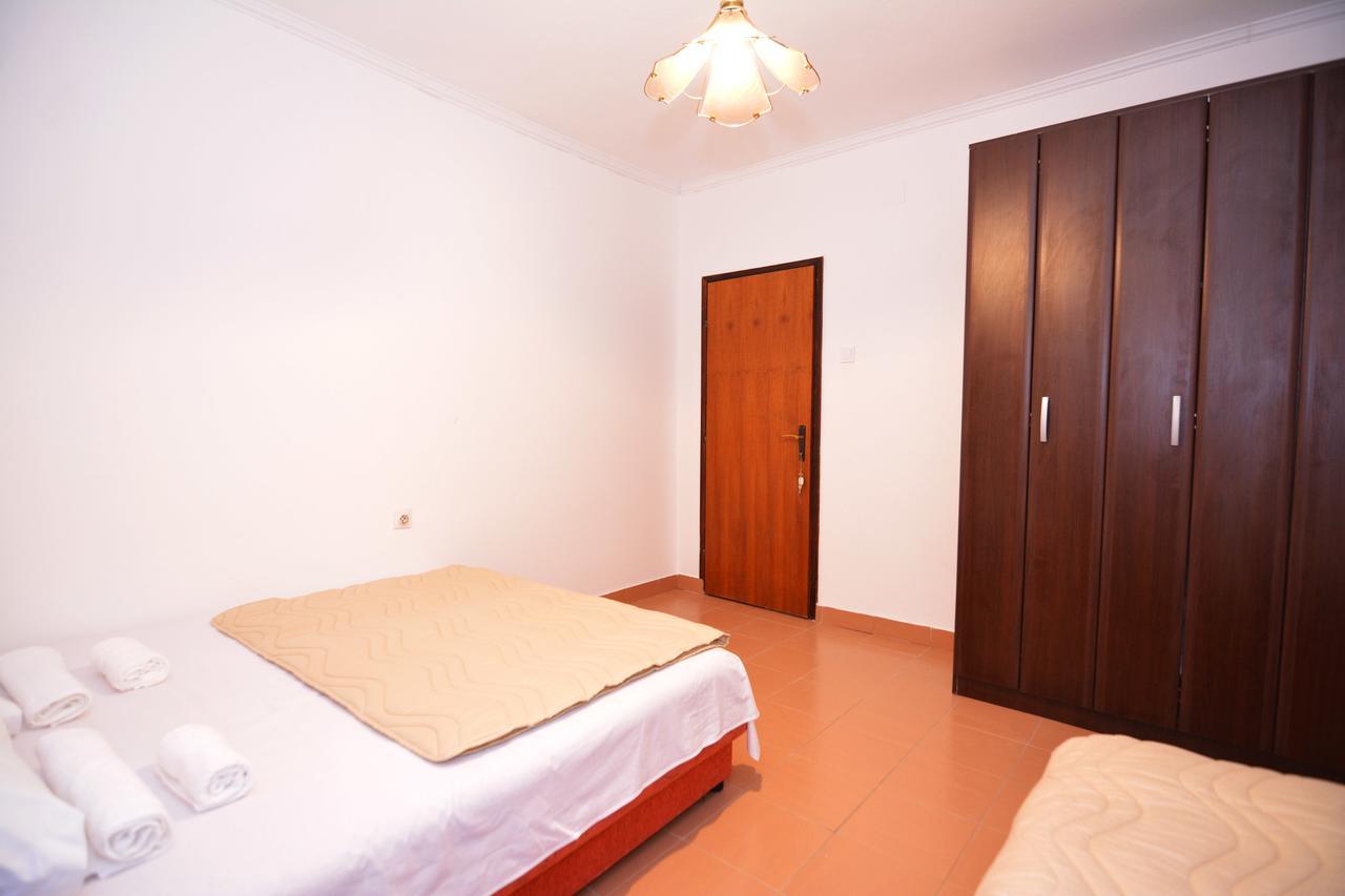 Apartments Jovana Petrovac Kültér fotó