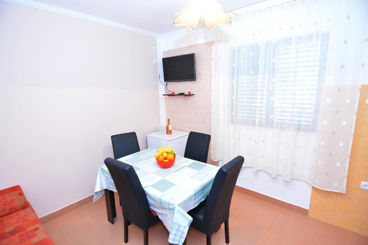 Apartments Jovana Petrovac Kültér fotó