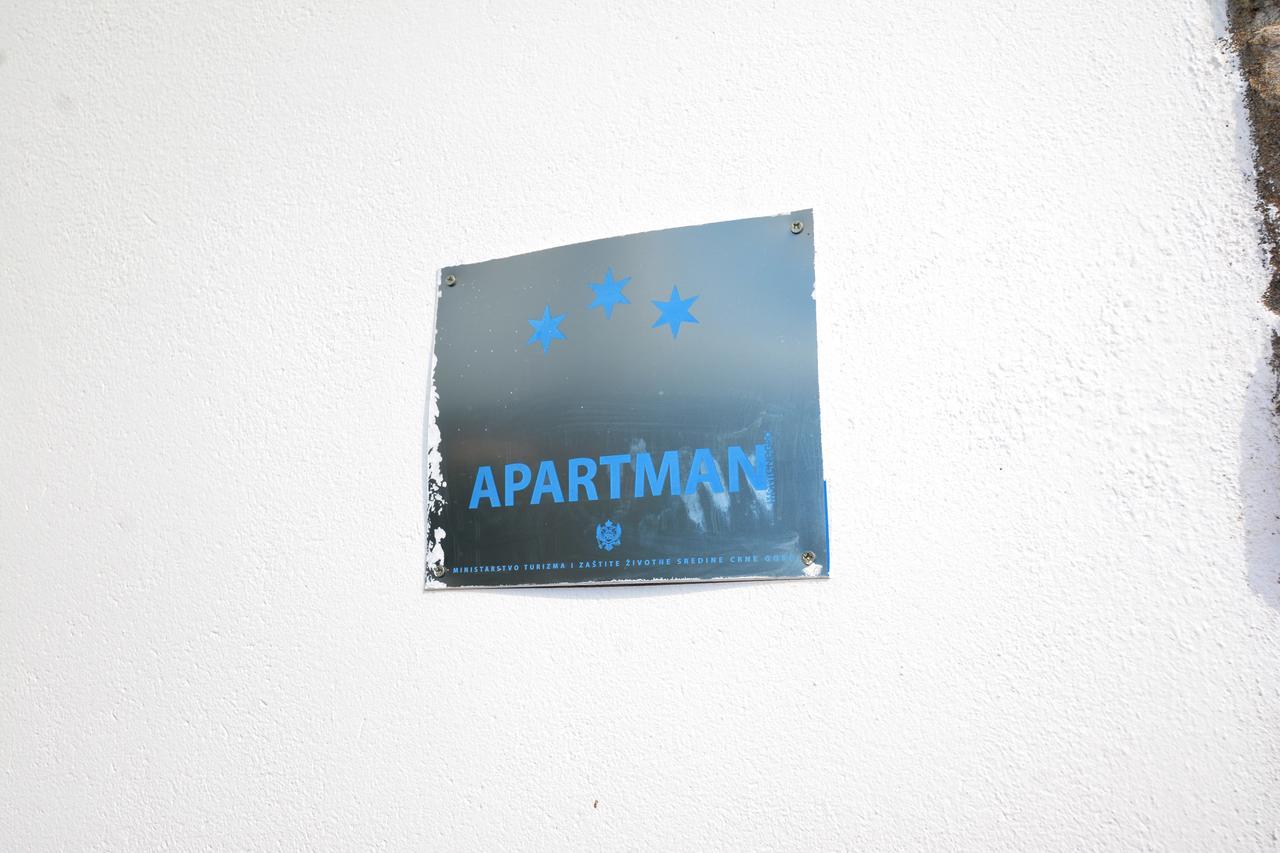 Apartments Jovana Petrovac Kültér fotó